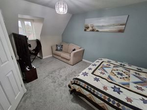 Photo 33- click for photo gallery